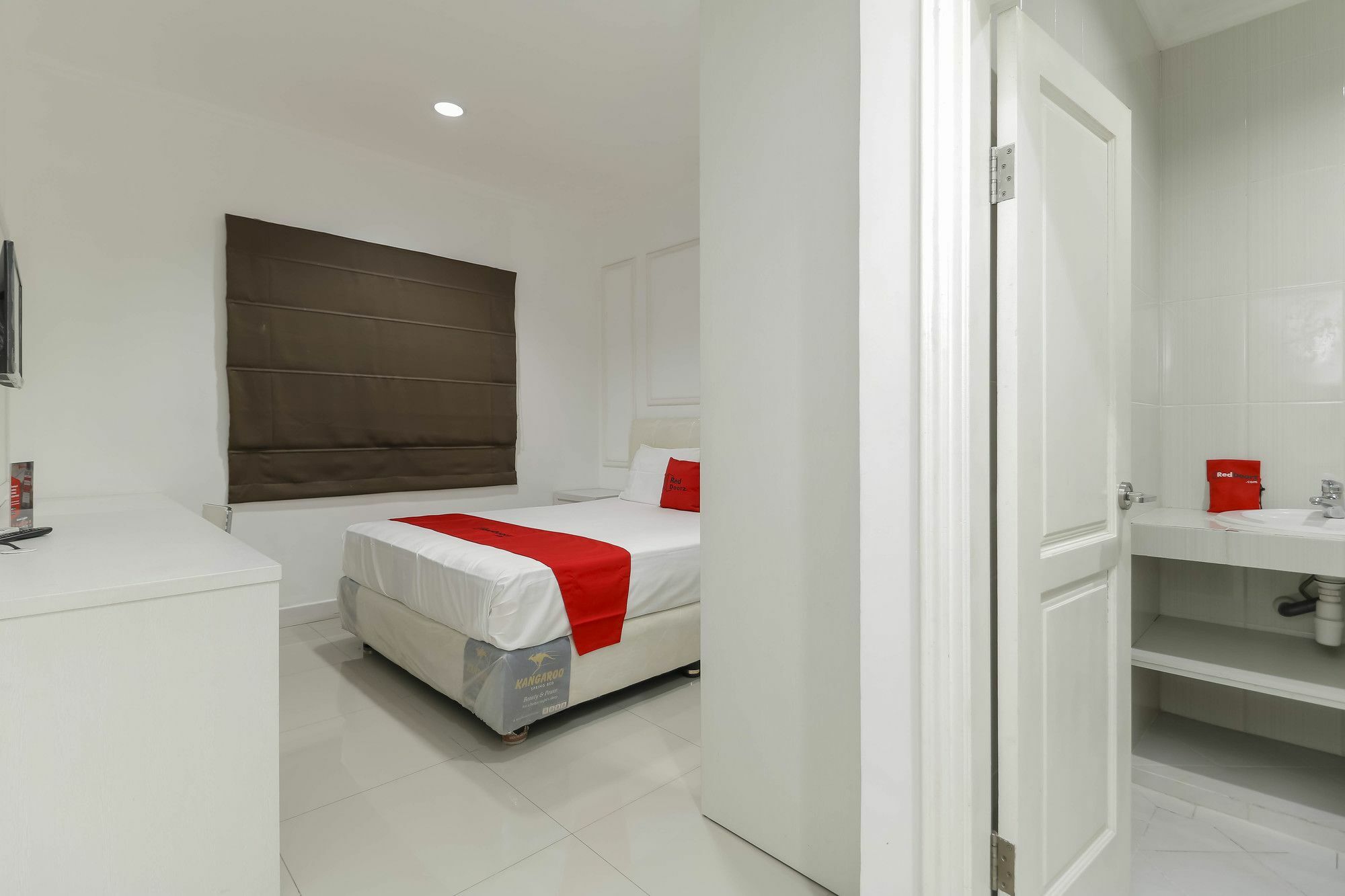 Reddoorz Plus @ Setiabudi Barat Cakarta Dış mekan fotoğraf