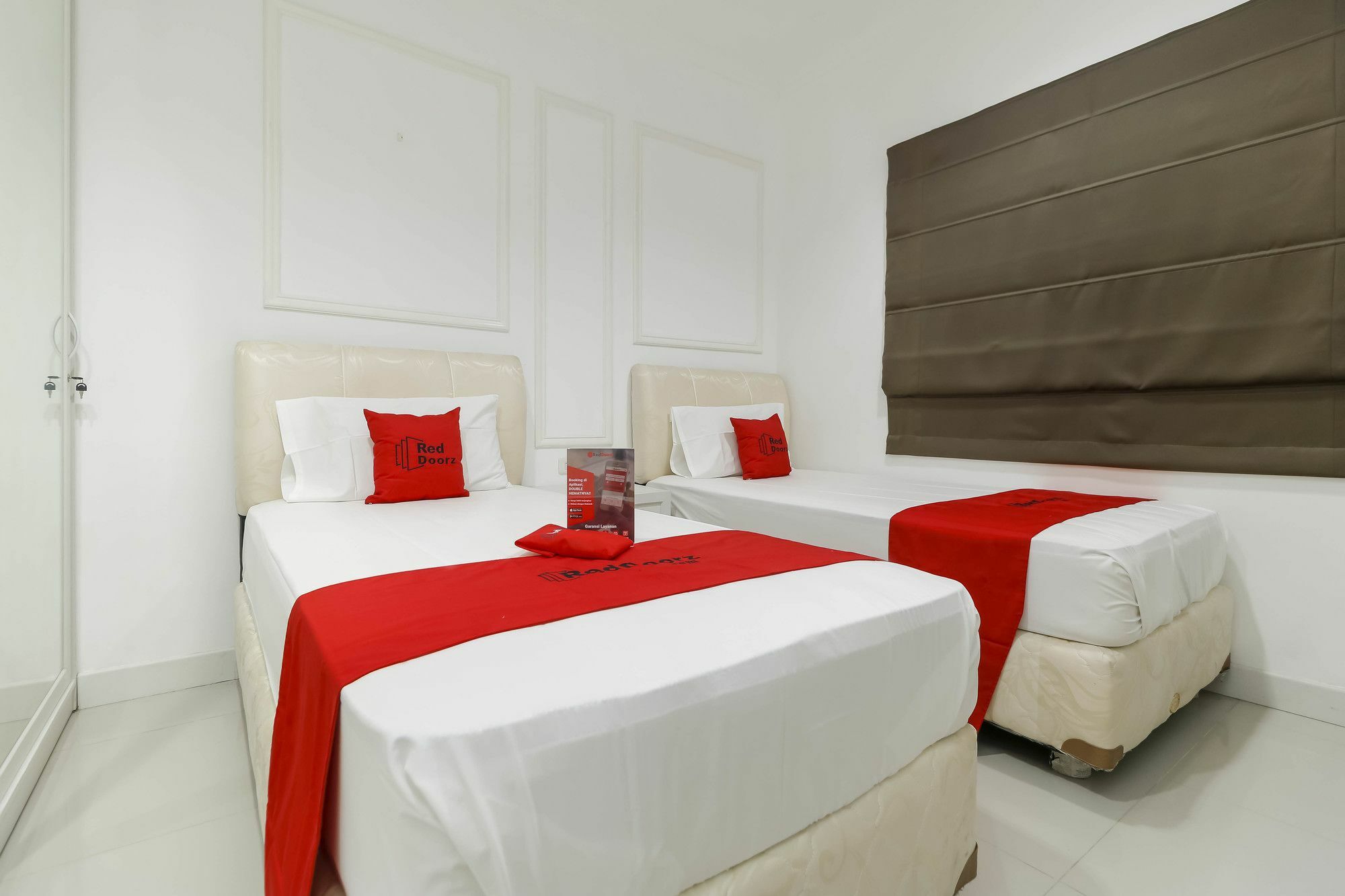 Reddoorz Plus @ Setiabudi Barat Cakarta Dış mekan fotoğraf