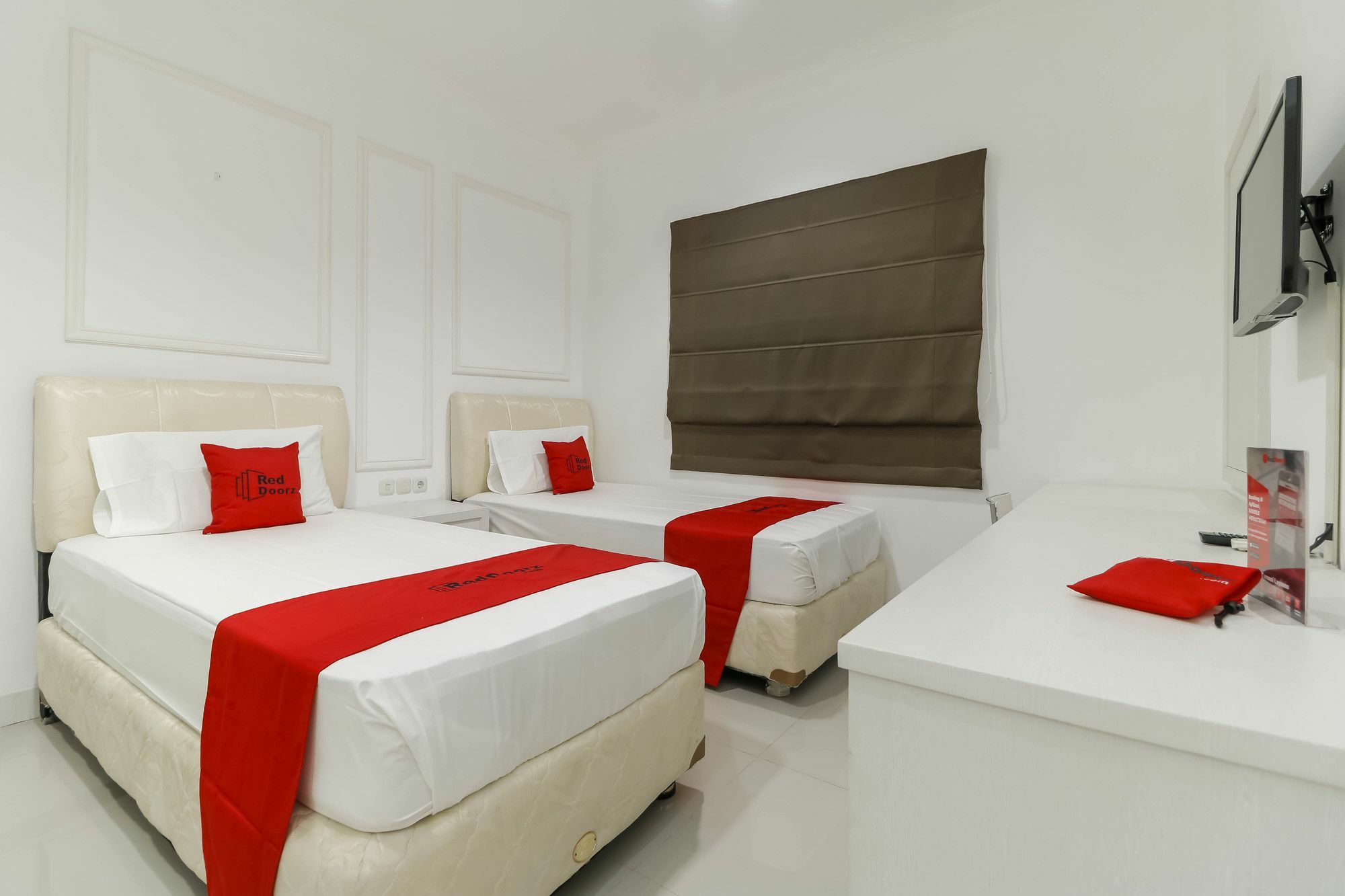 Reddoorz Plus @ Setiabudi Barat Cakarta Dış mekan fotoğraf