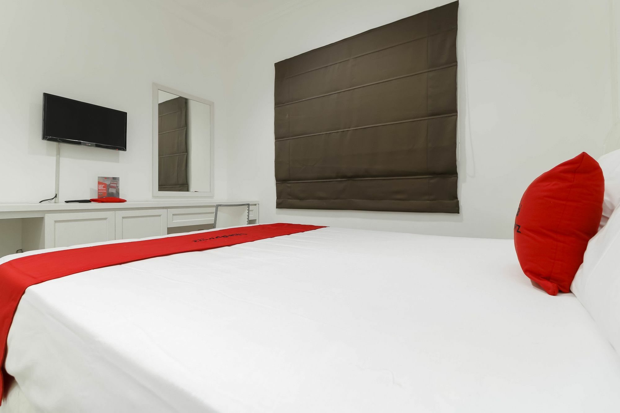 Reddoorz Plus @ Setiabudi Barat Cakarta Dış mekan fotoğraf